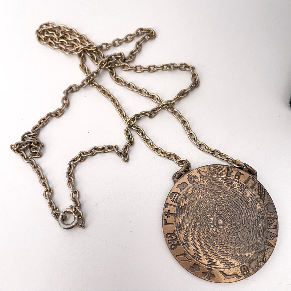 Vintage 70s Pat Flanagan 1976 Sensor 2 Pyramid Power Medallion No.86283 Necklace